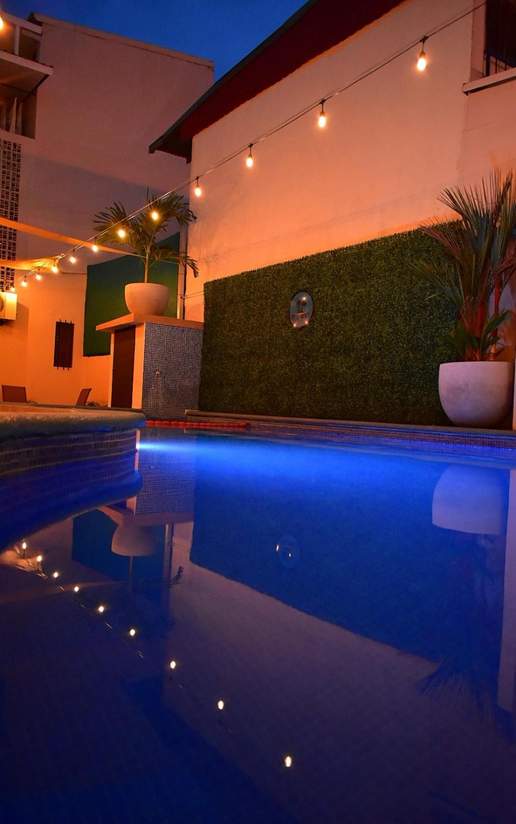 פונטארנס Hotel Cabinas Midey מראה חיצוני תמונה